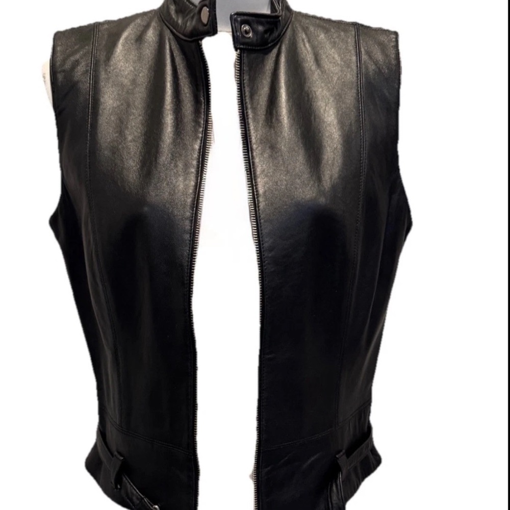 CAbi Black Leather Belted Biker Vest Sz Small - Picture 2 of 10